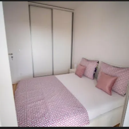 San Apartment *