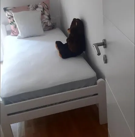 Apartment San *