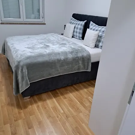 San Apartment *