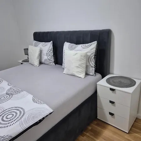 San Apartment *